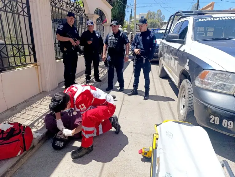 Salvan vida a joven por sobredosis; le aplican Naloxona