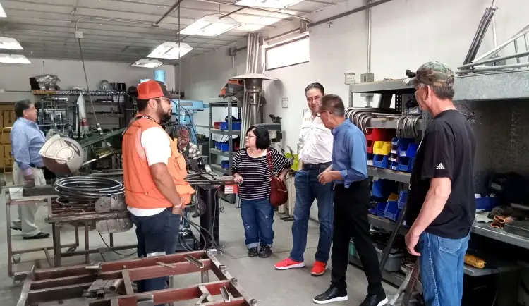 Apoya Manuel Hopkins a instituciones de apoyo a personas vulnerables