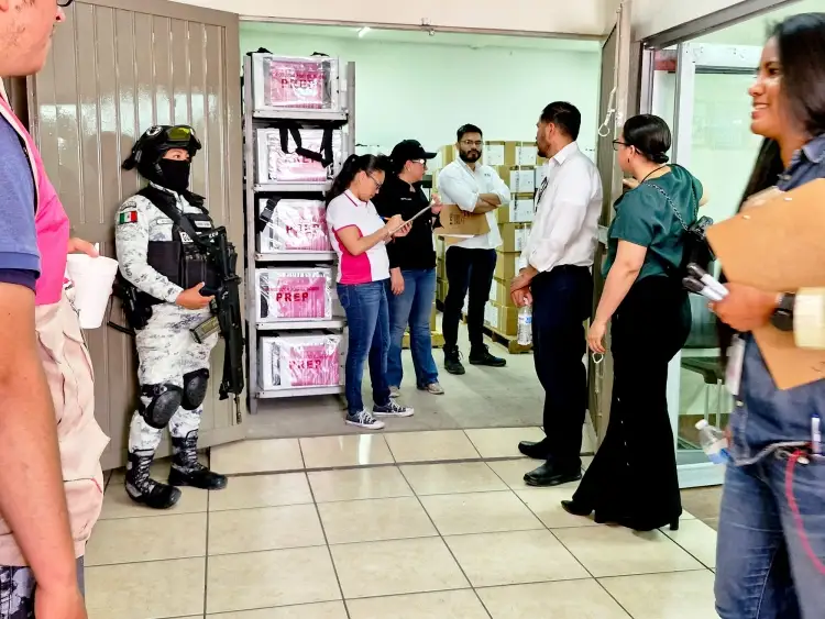 Aplicarán voto anticipado más de 300 personas