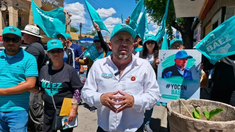 Incrementará salario a policías, se compromete “El Báez”