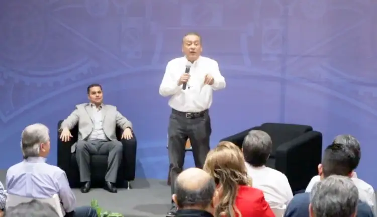 Exige Manlio Beltrones transparencia en cambio de vías del tren “Fantasma”