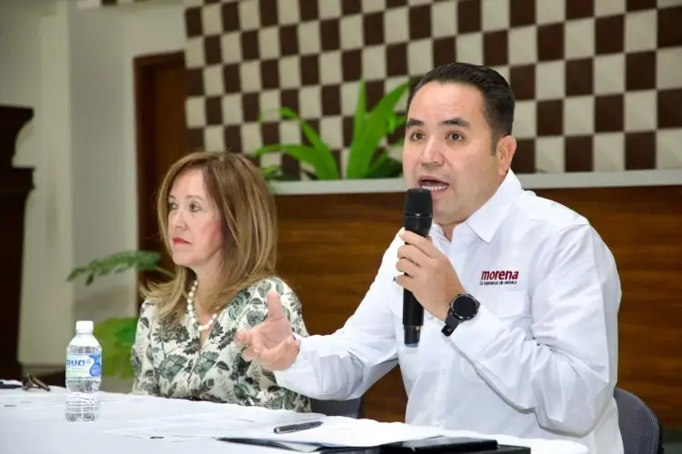 Trabajará Heriberto Aguilar para mejorar desarrollo industrial