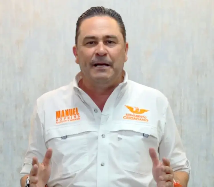 Pide Manuel Hopkins voto a policías municipales