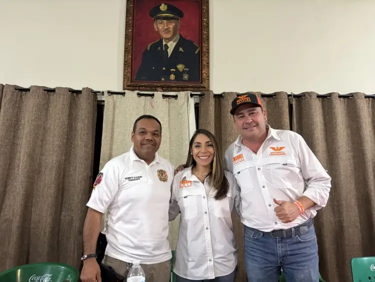 Piden bomberos salarios dignos a Manuel Hopkins e Ivonne Ruiz