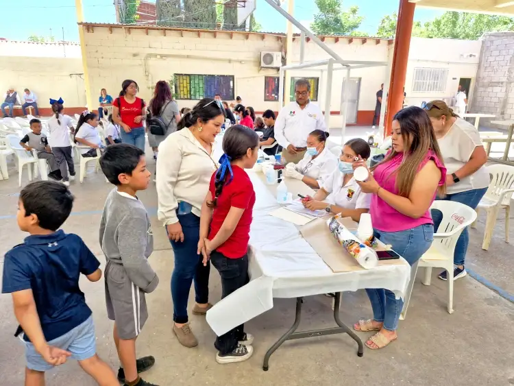Llevan rotarios jornada de detección de enfermedades renales a primaria