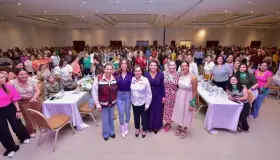 Con las mujeres todo, sin ellas nada, apoya Lorenia Valles