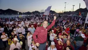 Va Heriberto Aguilar por el triunfo en las próximas elecciones