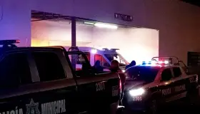 Asaltan a taxista y lo dejan con fuertes lesiones