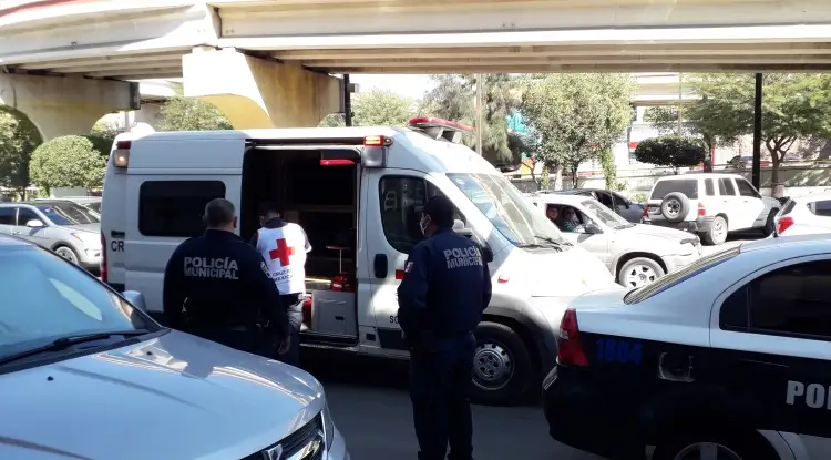 Violento robo a mujer a plena luz del día en Nogales Nuevo día