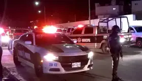 Golpean vecinos a mujer por ruidosa
