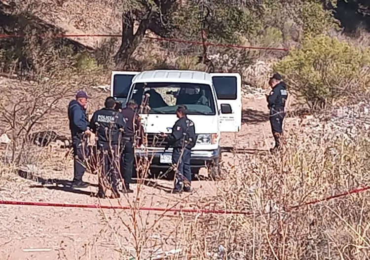 Encuentran a persona sin vida en lote baldío
