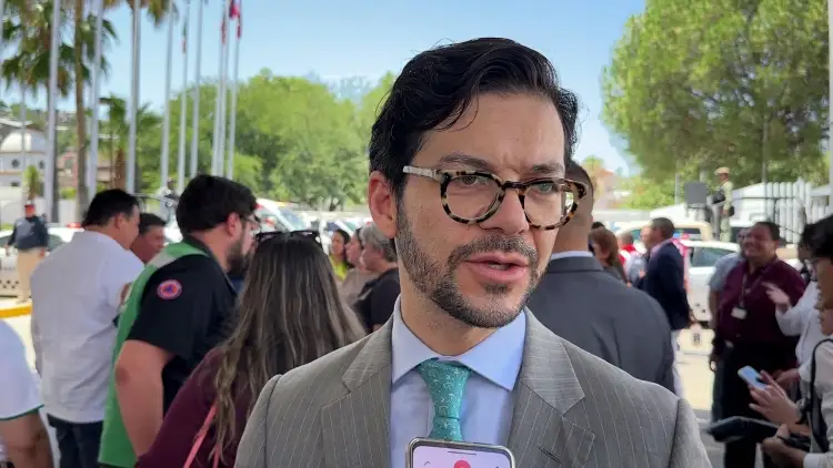 Ofrecen asesoría a paisanos que quieren viajar a México