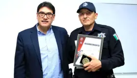 Premian al Policía del Mes de mayo