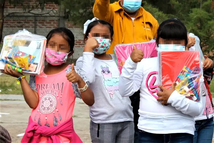Sigue recaudación de útiles escolares para niños de pocos recursos