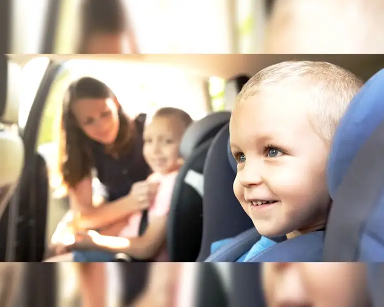 Recuerdan bomberos el uso de sillas para el bebé durante viajes de vacaciones