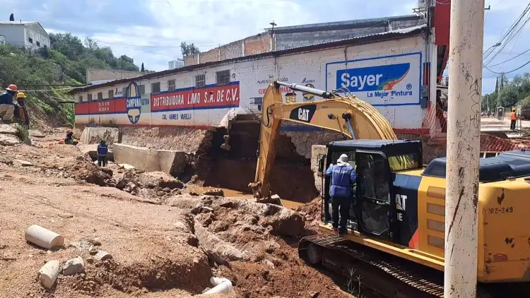 Piden intervención de autoridades por daños a infraestructura de ferretería