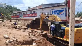 Piden intervención de autoridades por daños a infraestructura de ferretería