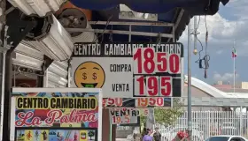 Cierra tipo de cambio en 20.02 pesos por un dólar