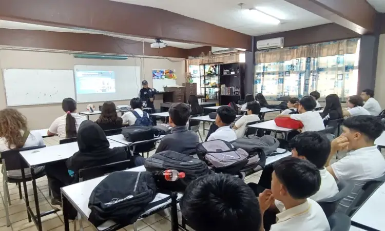 Continúan pláticas DARE en escuelas de esta frontera