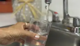 Trabaja el Oomapas en regularización de servicio de suministro en las colonias