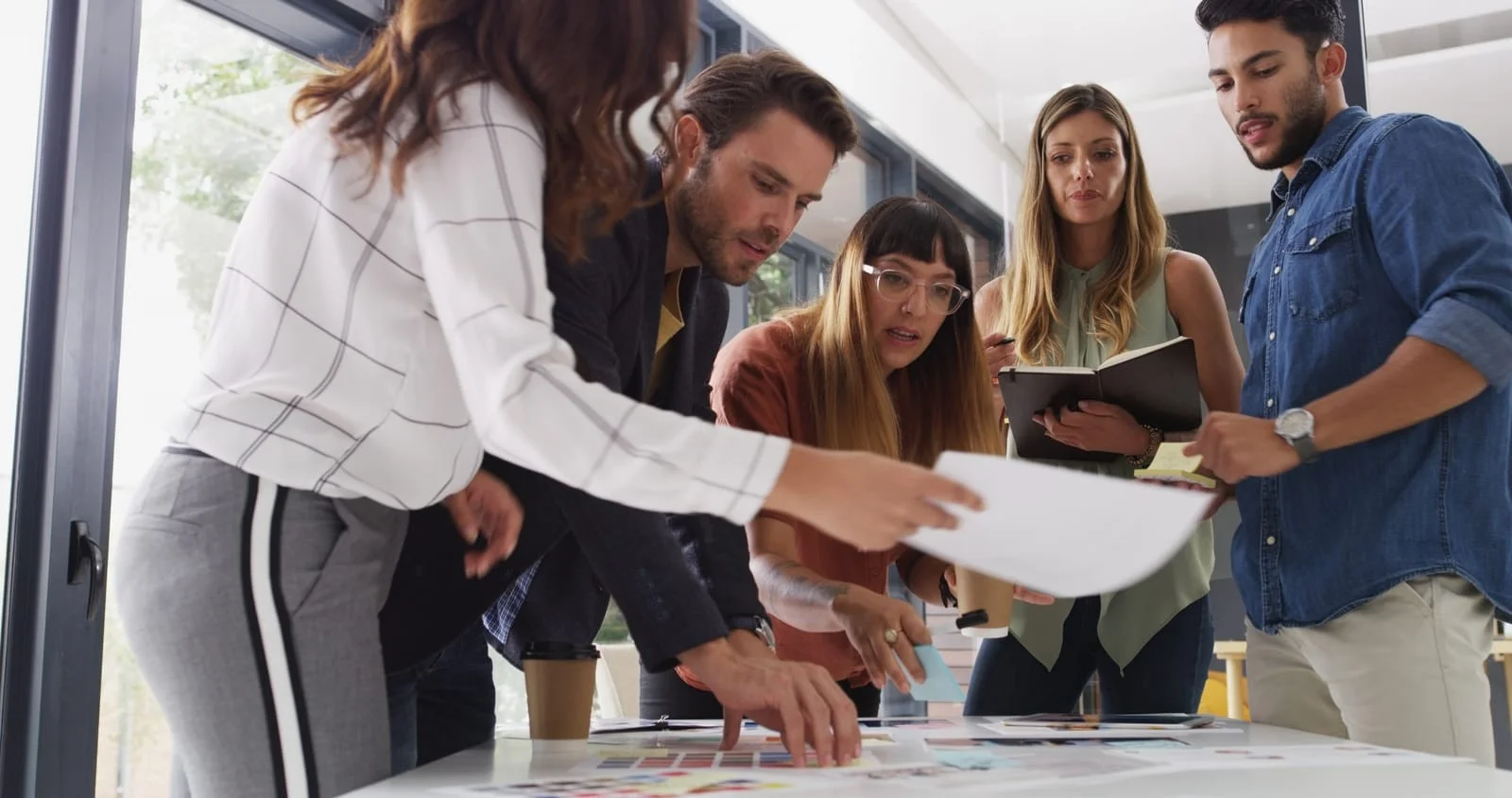 ¿Cómo mantener un negocio en pie mientras te vas de viaje?