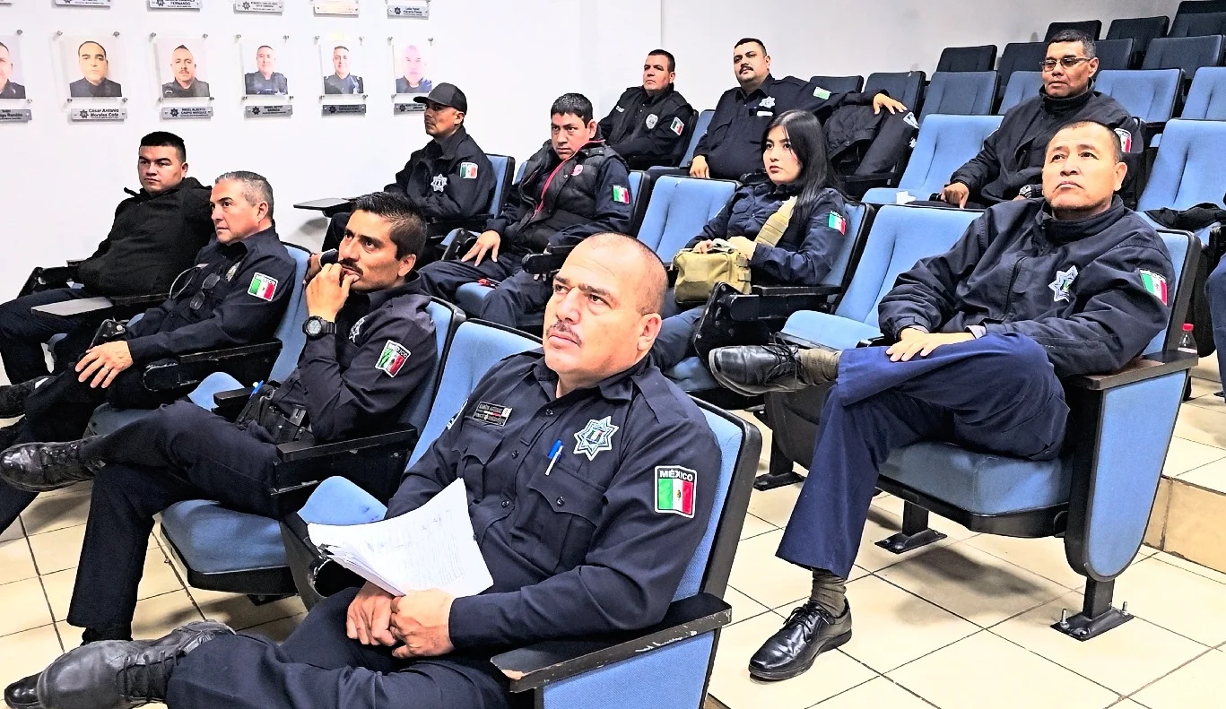 Refuerza Seguridad Pública capacitación policial con enfoque en prevención y atención de crisis