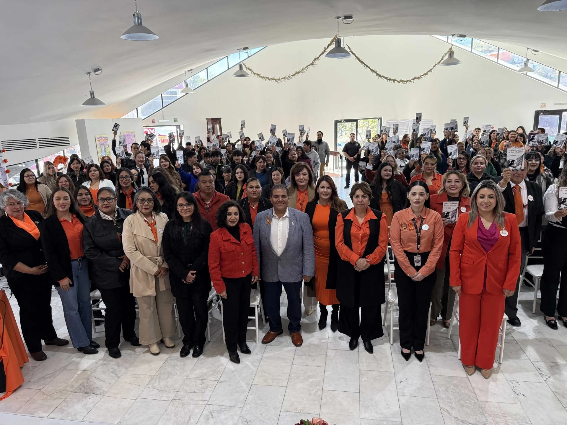 Violencia vicaria centra la segunda edición de la “Feria Naranja” en Nogales