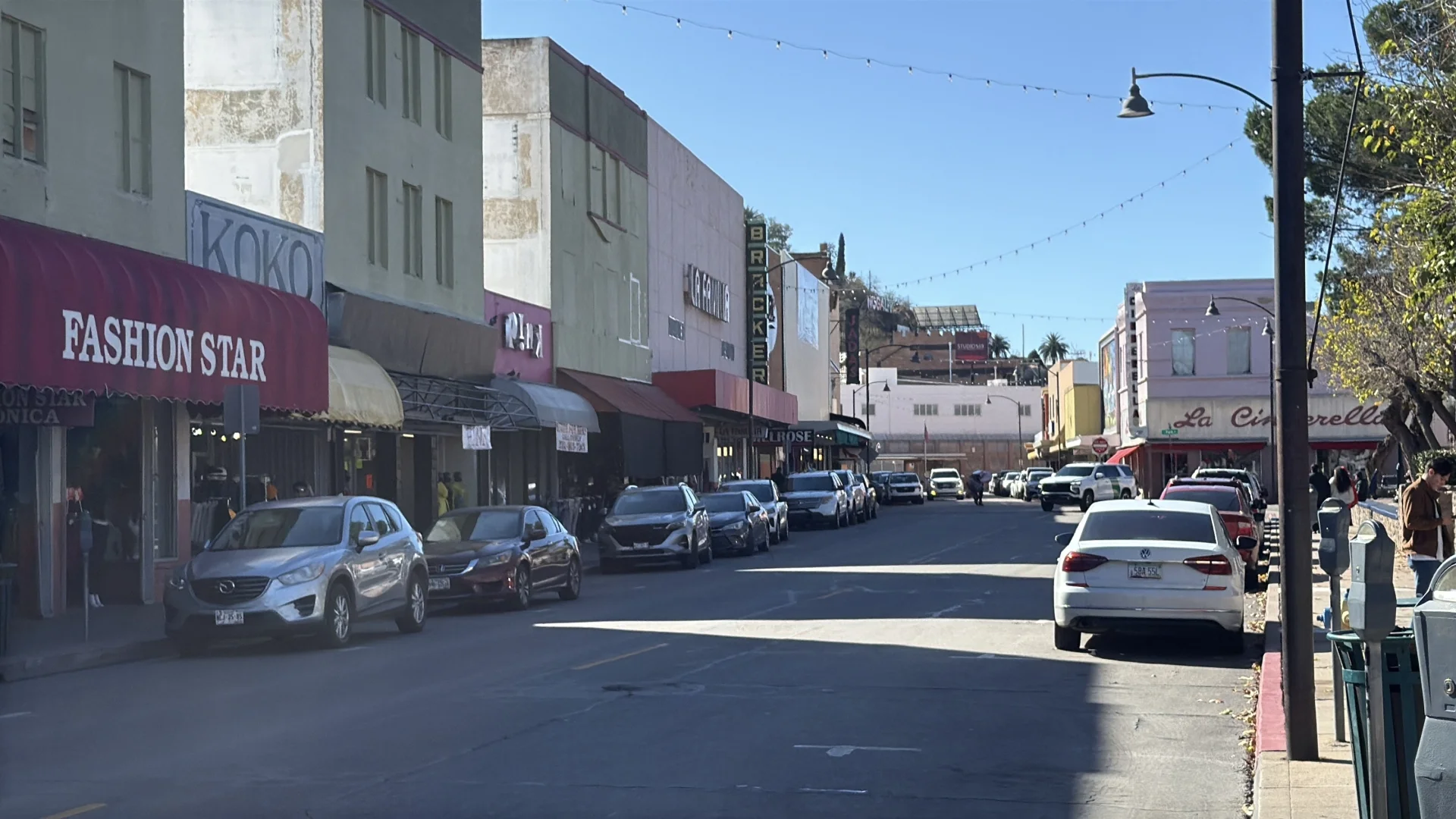 Placas vencidas son infracción inmediata en Nogales, Arizona: Mayor