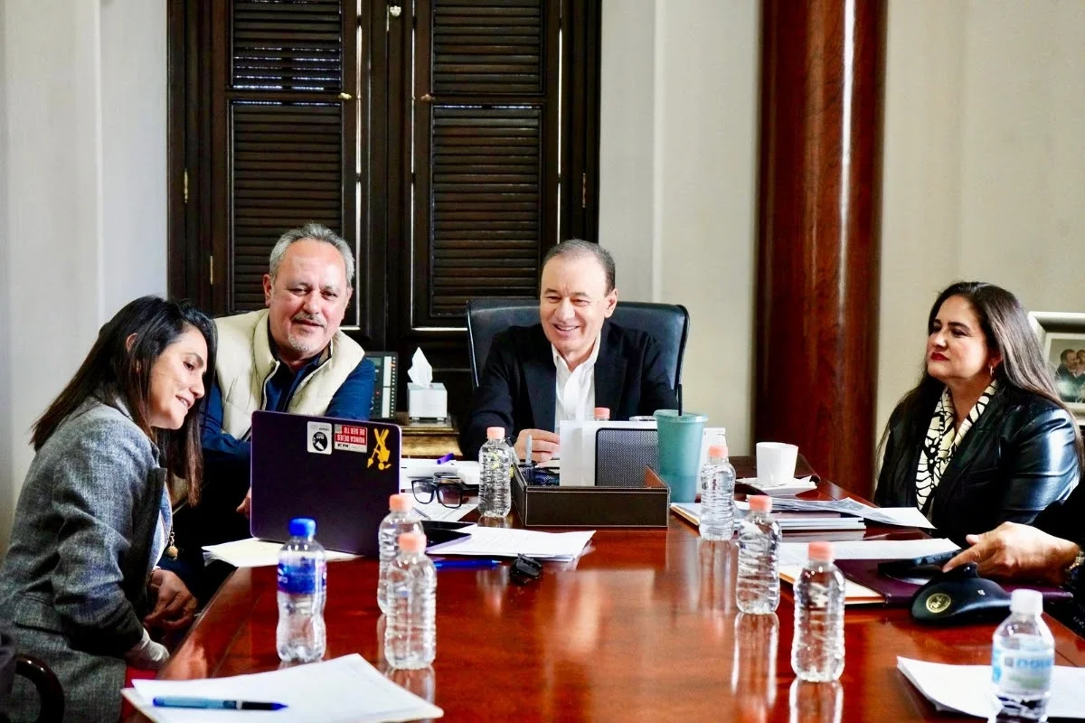 Anuncian apoyos, motores y simplificación de trámites para fortalecer la pesca ribereña en Sonora