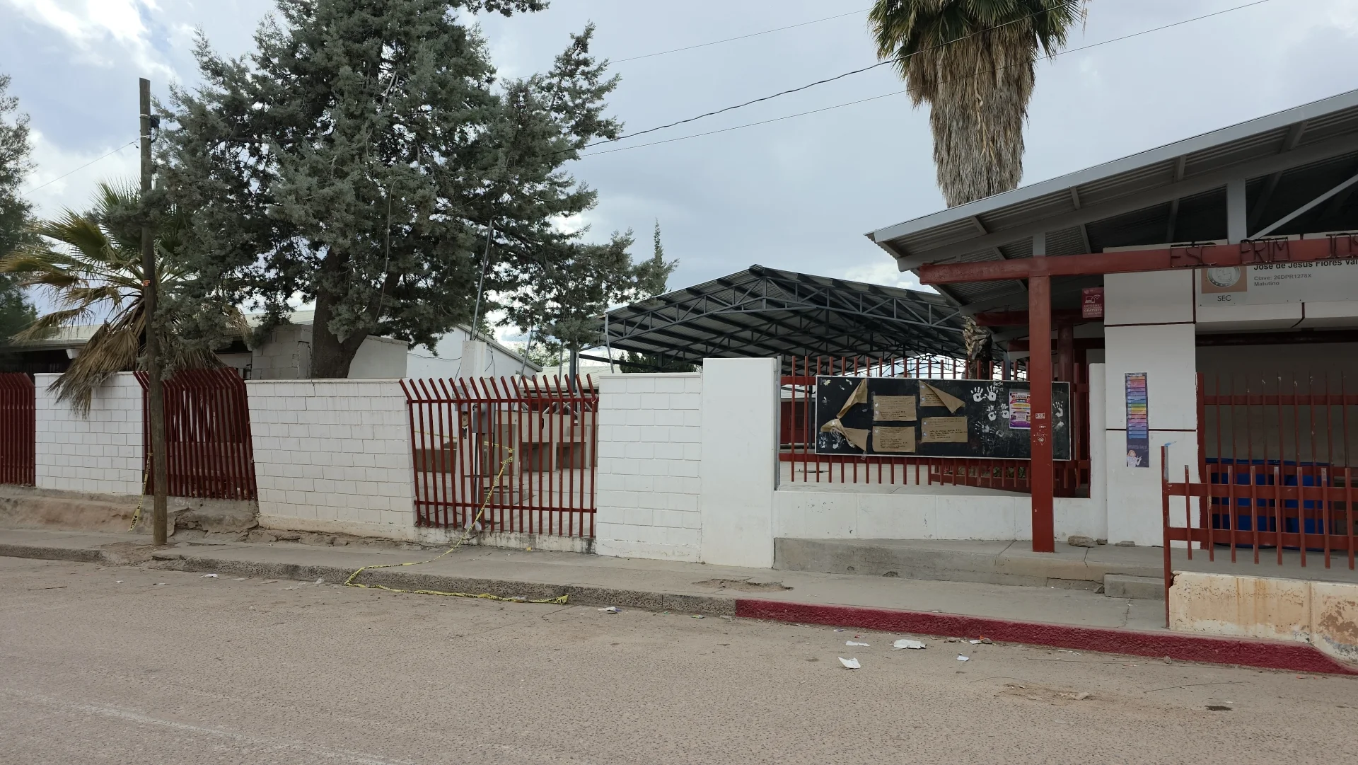 Exigen intervención urgente ante peligro de colapso en escuela primaria