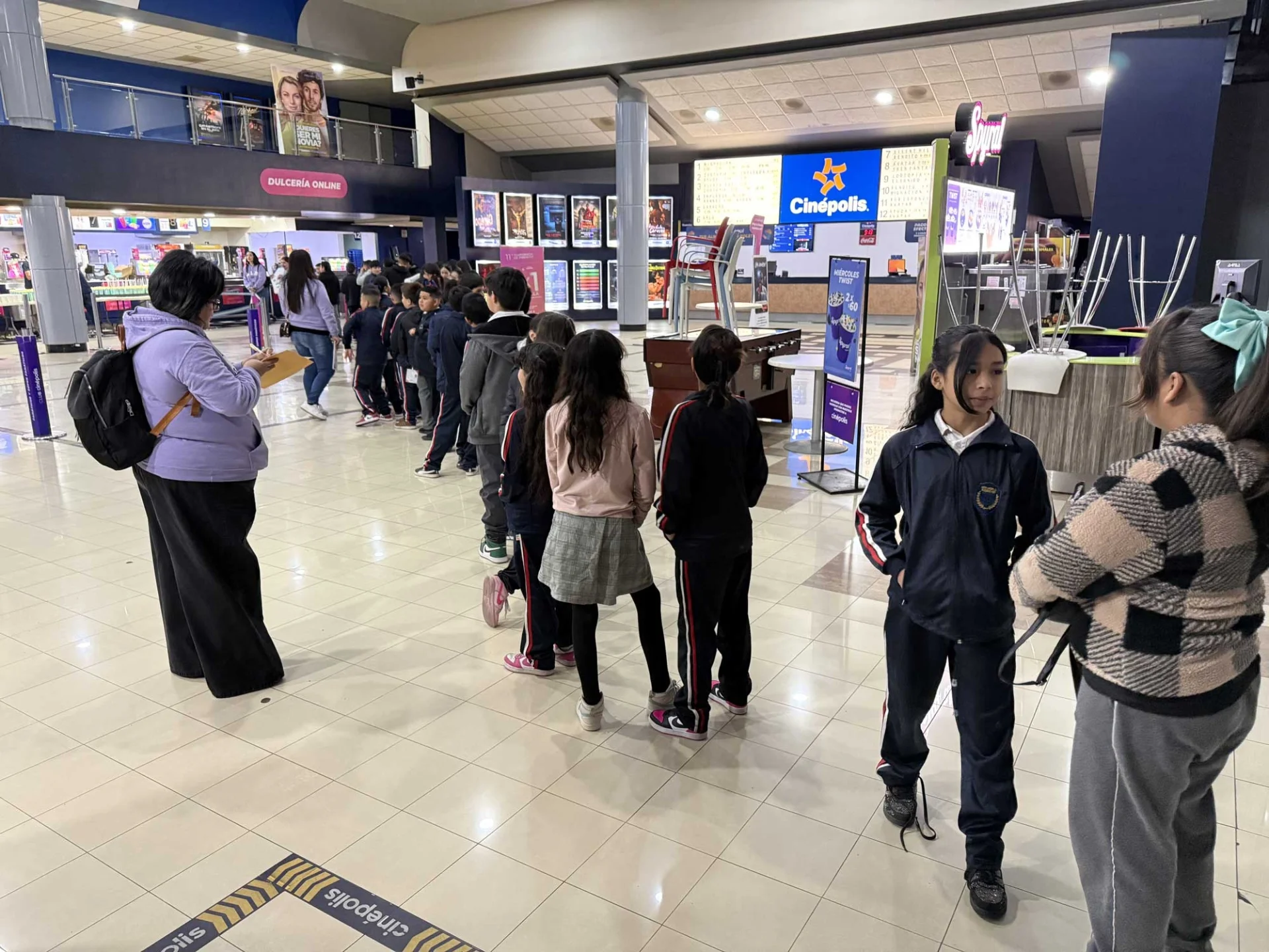 Más que una película: iniciativa social acerca el cine gratuito a la niñez de Nogales