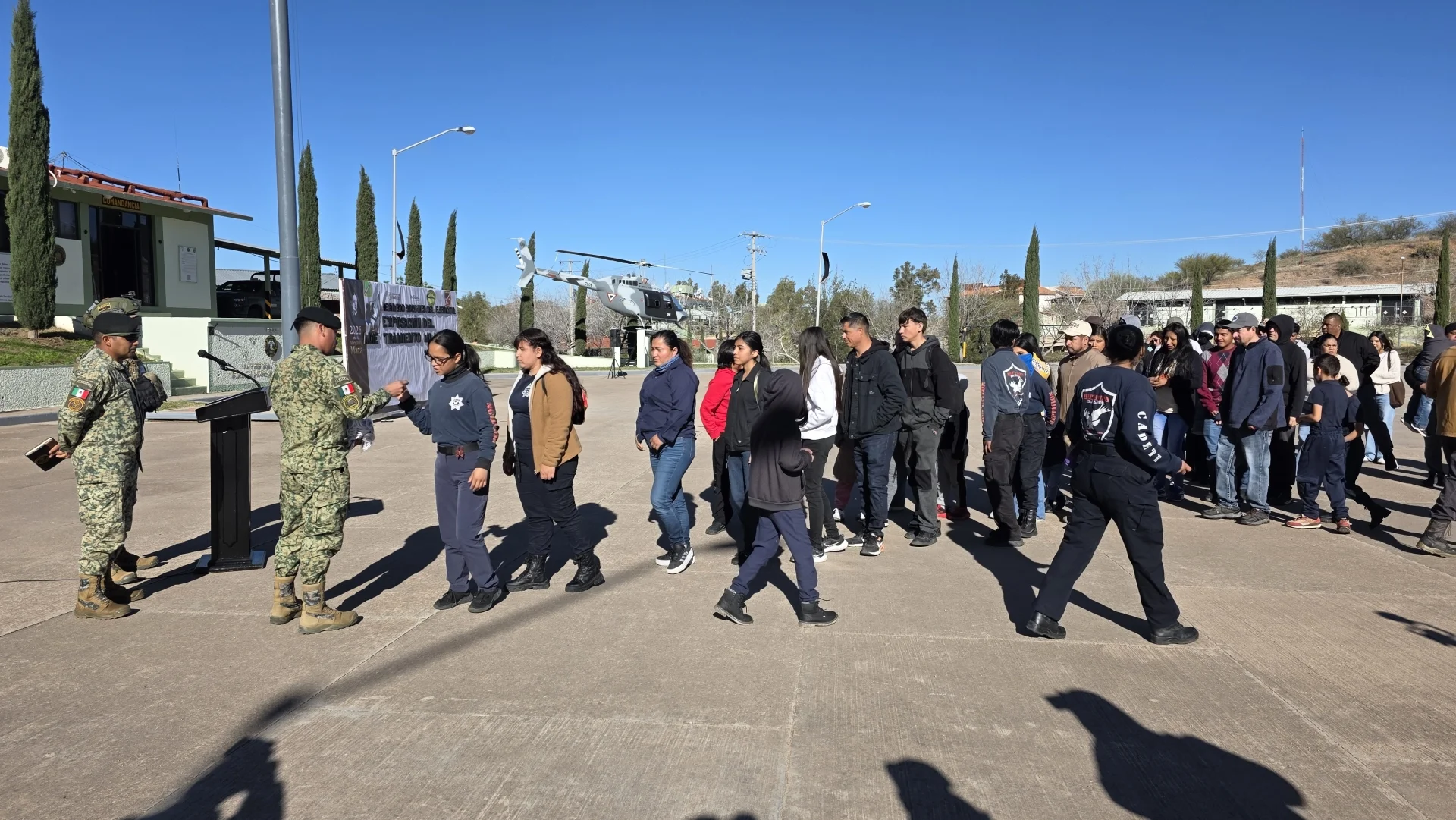 Fuerzas Especiales exhiben entrenamiento y equipo ante la comunidad nogalense