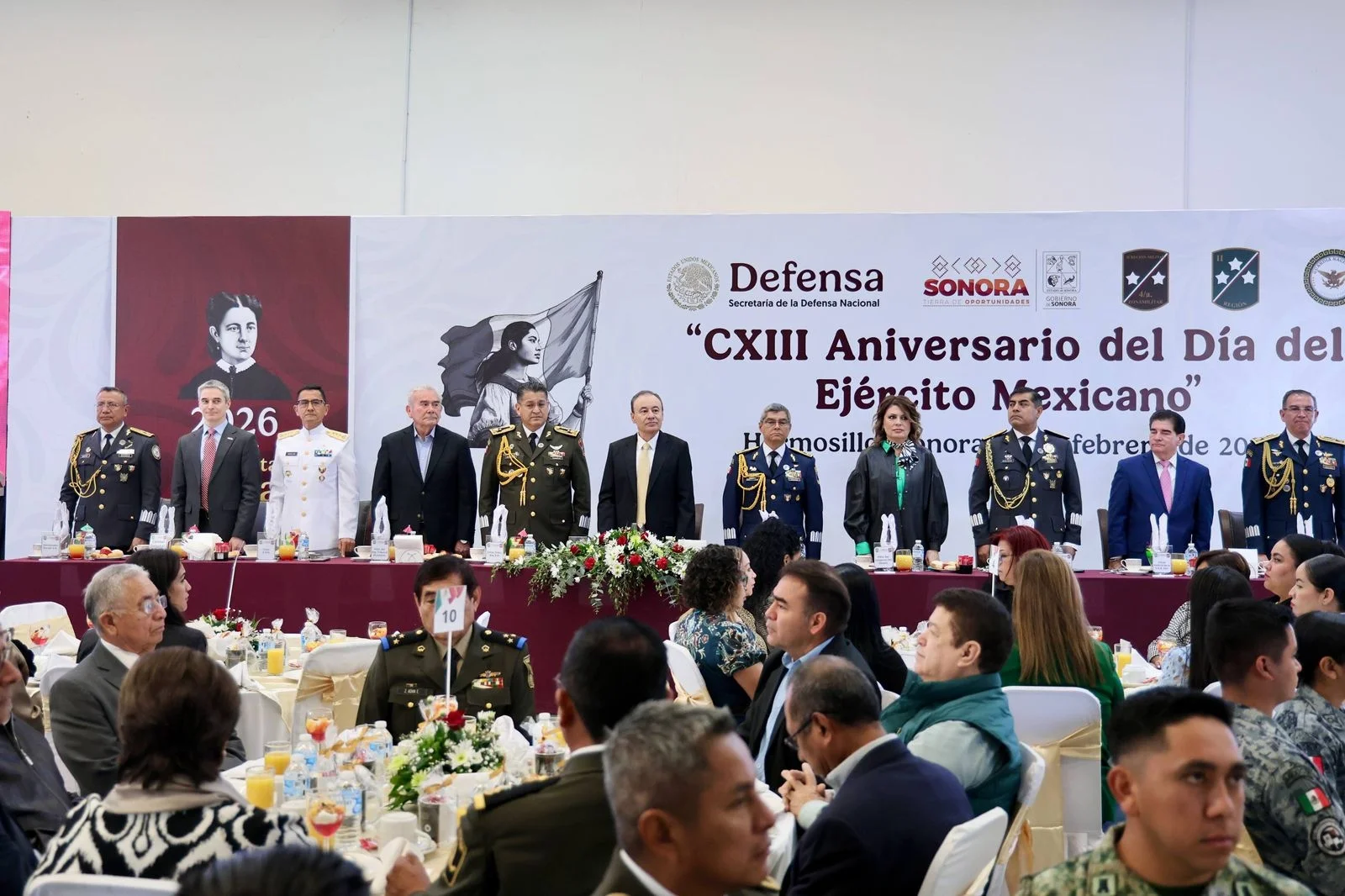 Durazo reconoce labor y vocación de servicio del Ejército en su aniversario