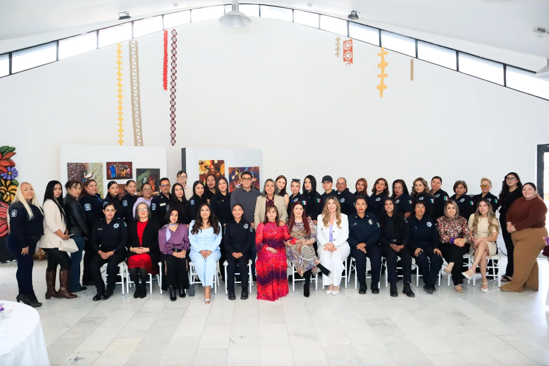 Destacan labor de mujeres policías en Nogales durante evento conmemorativo