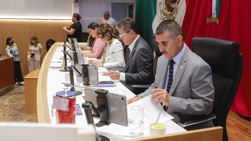 Impulsan en el Congreso reformas para fortalecer derechos y atención ciudadana