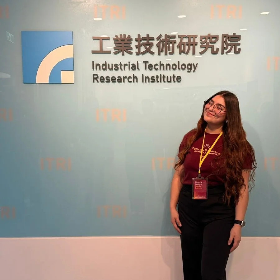 Talento nogalense brilla en la “cuna de los semiconductores”