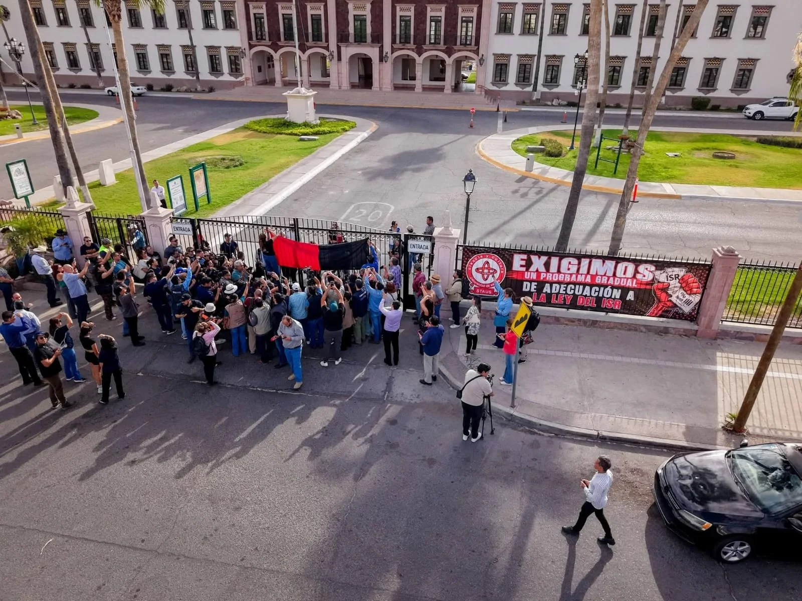 Busca Unison acuerdos con STAUS pese a inicio de huelga