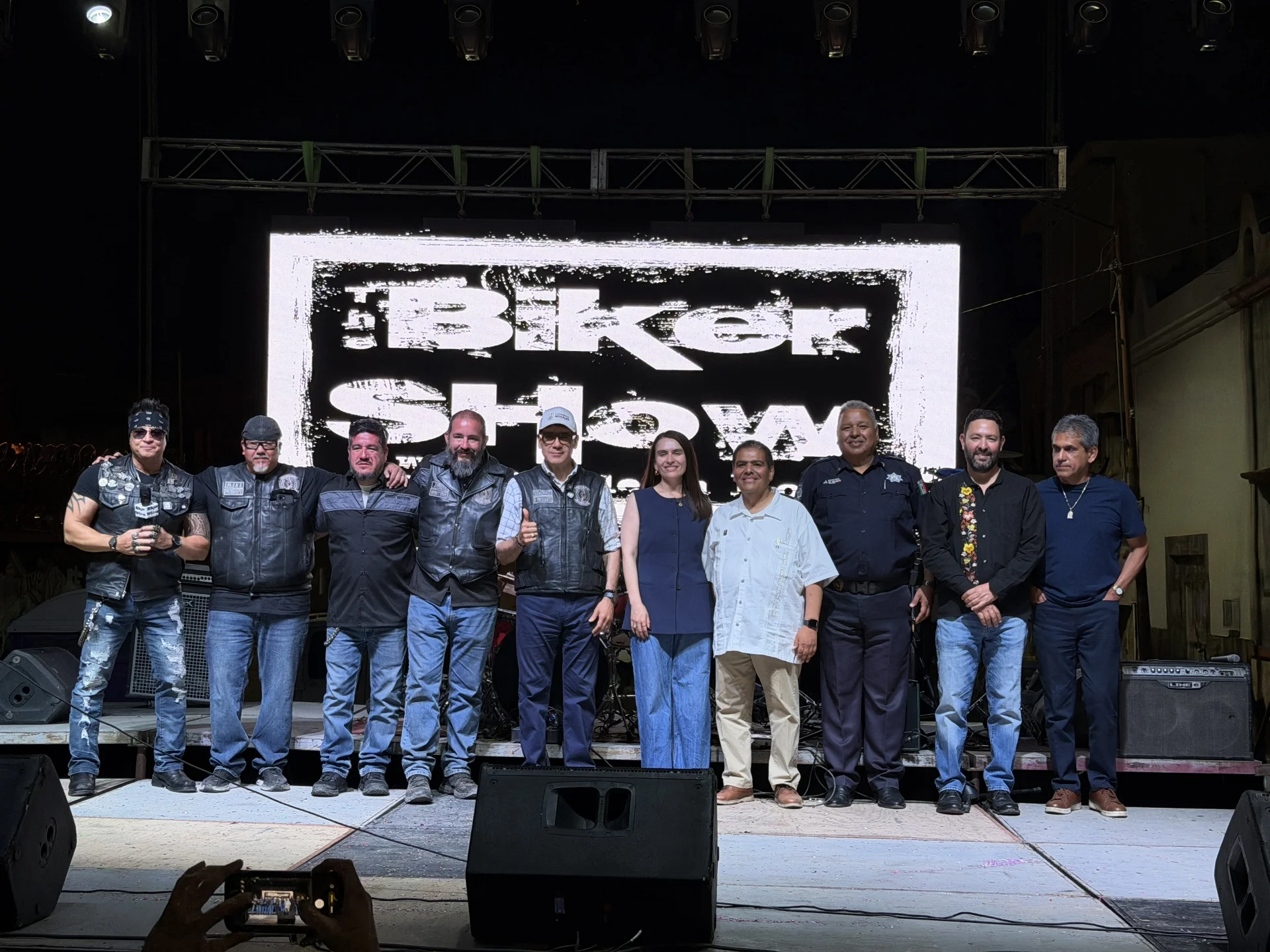 Juan Gim reconoce impacto turístico y económico del aniversario de Sonora Brothers en Nogales