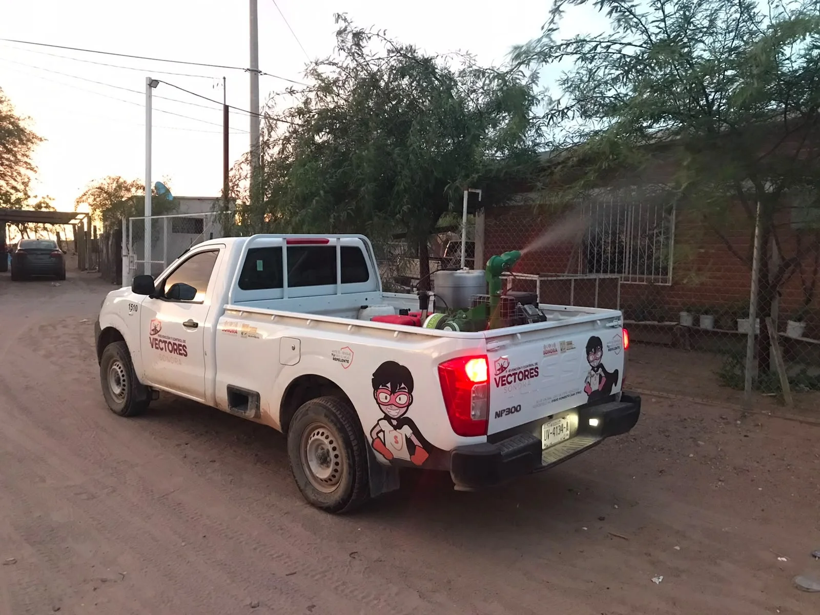 Lluvias elevan riesgo de dengue; Salud despliega operativo de fumigación en Nogales