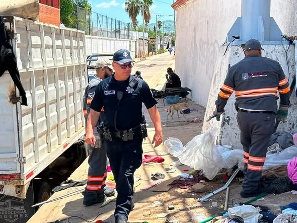 Invitan a reportar espacios públicos invadidos a través del 911 y redes sociales