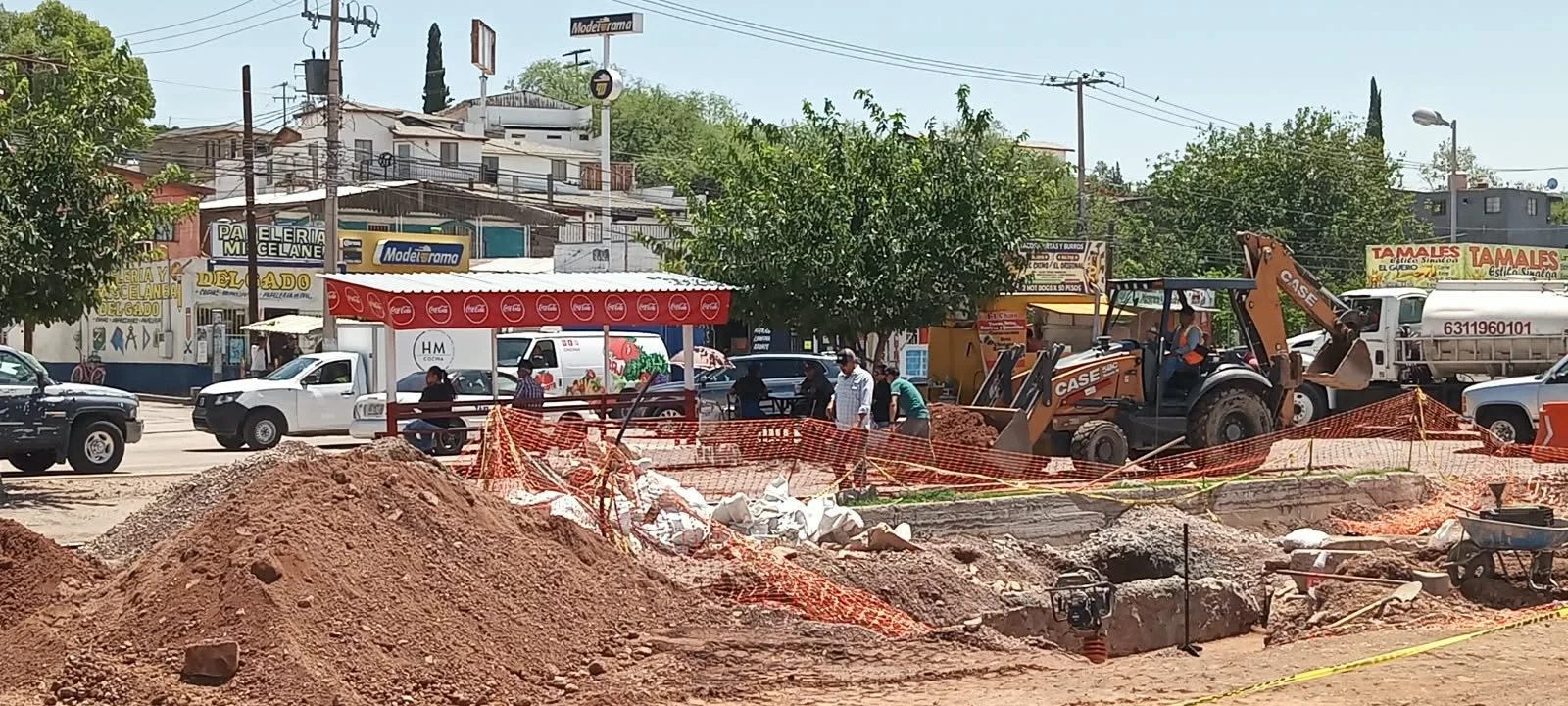 Reparación del socavón en la Plutarco Elías Calles alcanza 50% de avance