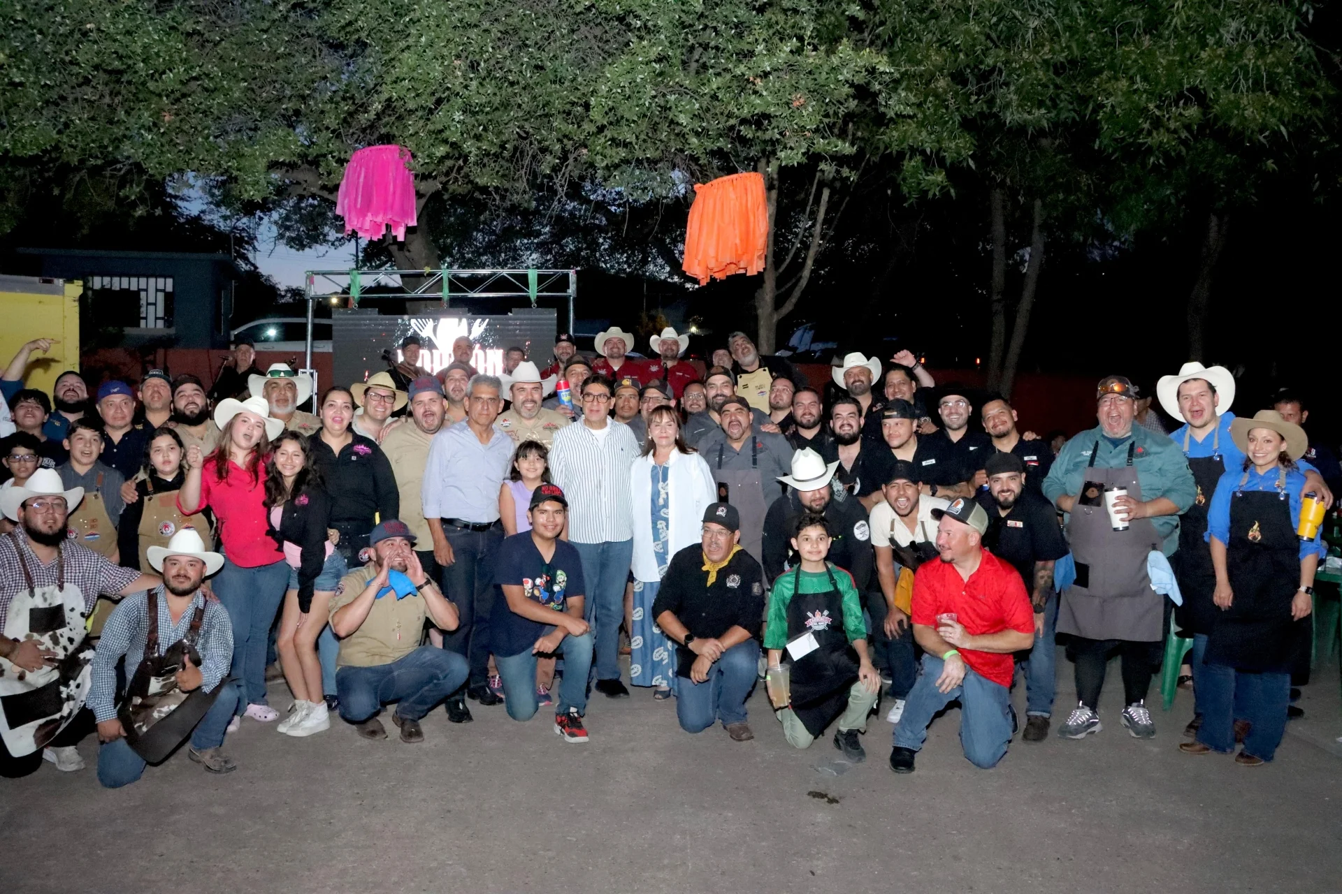 Solidaridad y sabor se unen en la segunda edición de Carbón Fest