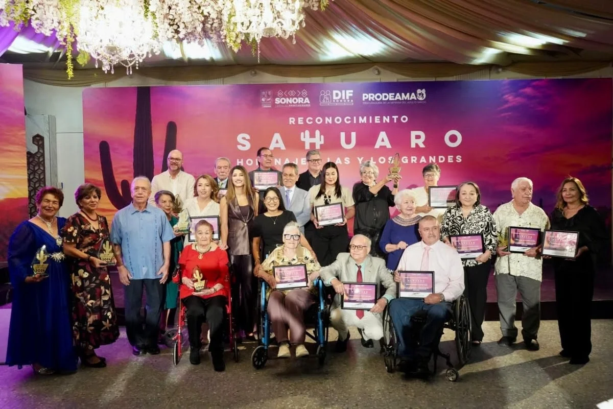 DIF Sonora rinde homenaje a 20 personas que han dejado huella en el estado