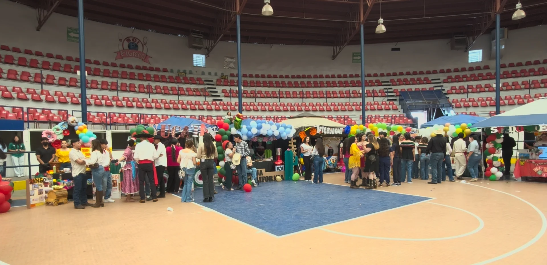 Universidad Binacional celebra la Independencia con fiesta gastronómica y cultural