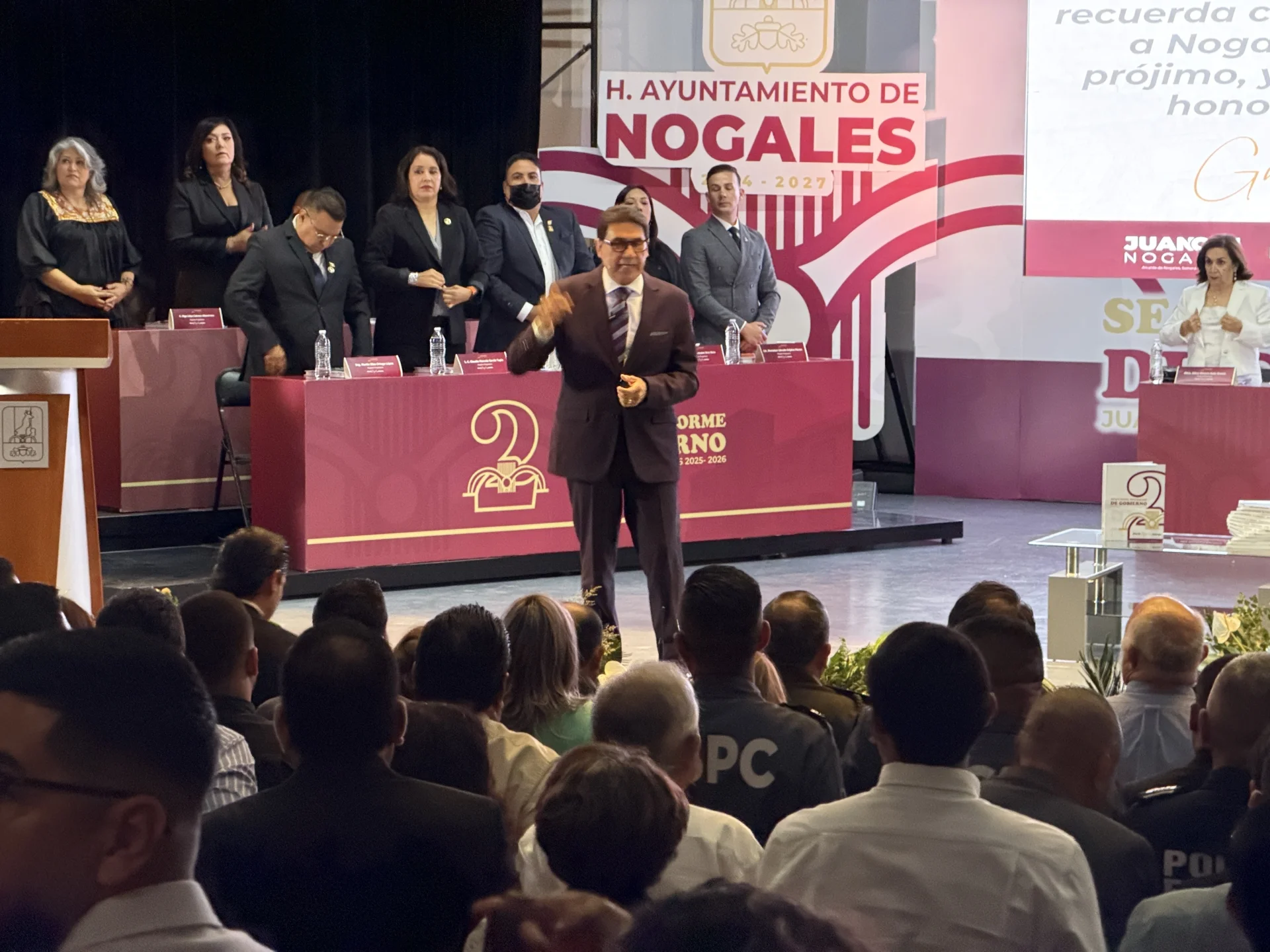 Agua, seguridad, bienestar y finanzas destacan en segundo informe de Juan Gim Nogales