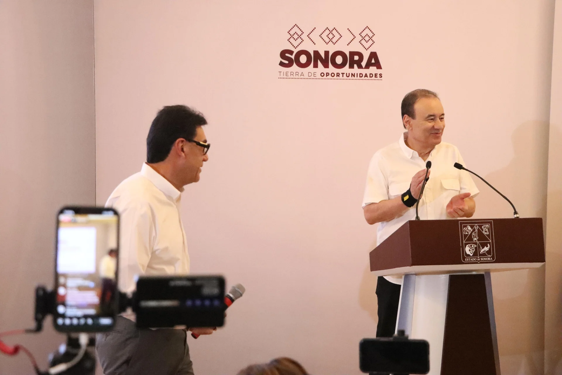 Benefician a Nogales con inversión de 2 mil 800 millones de pesos