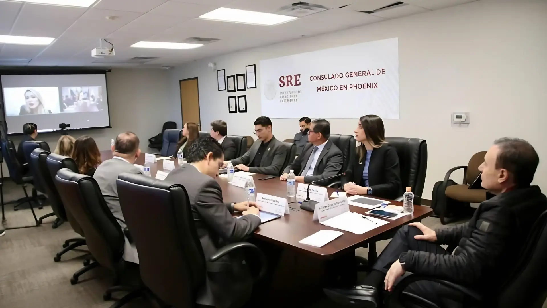 Gobernador facilita acceso a servicios del Registro Civil para sonorenses en Arizona
