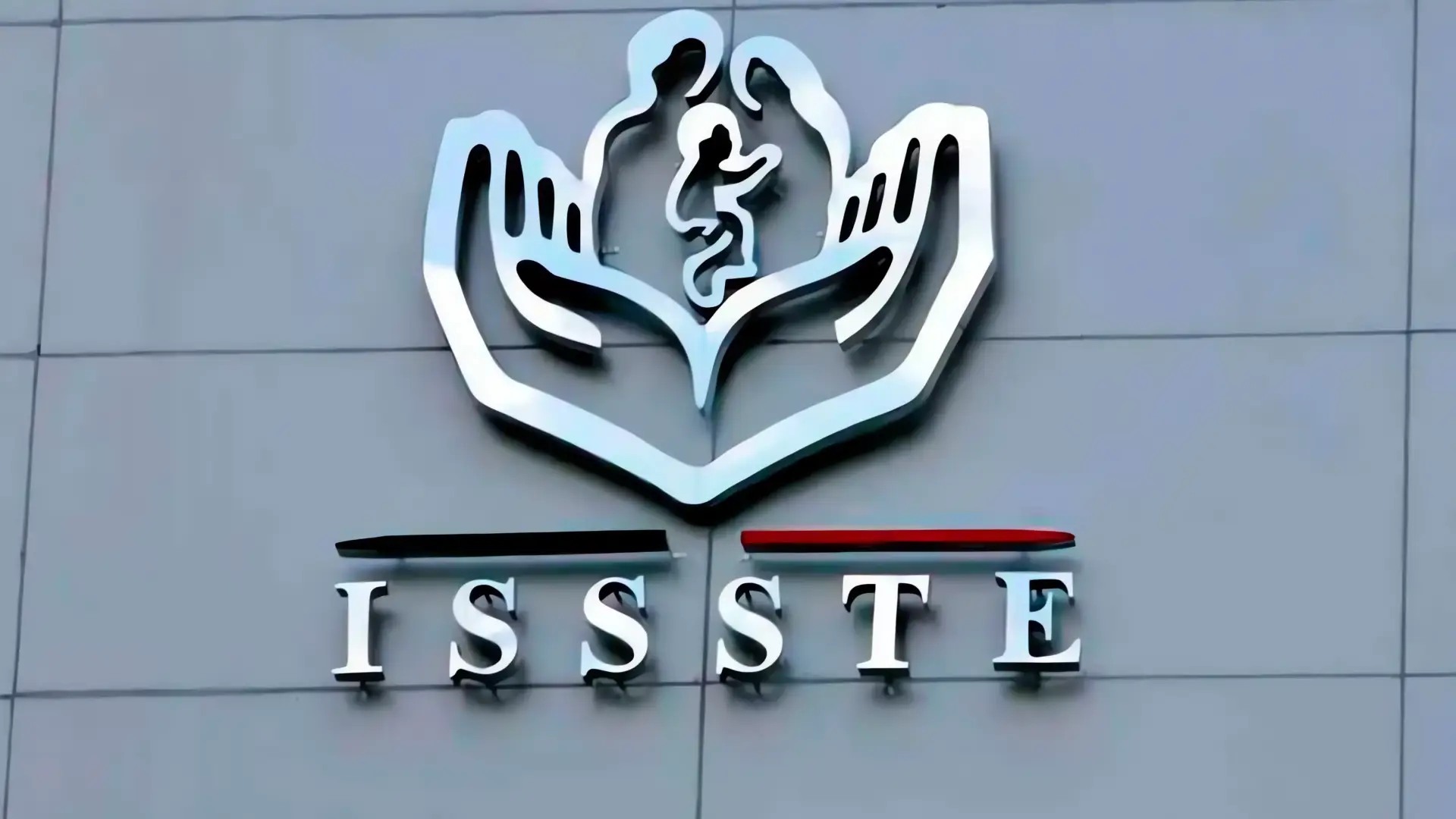 ISSSTE: Millonarias pensiones desatan escándalo en México
