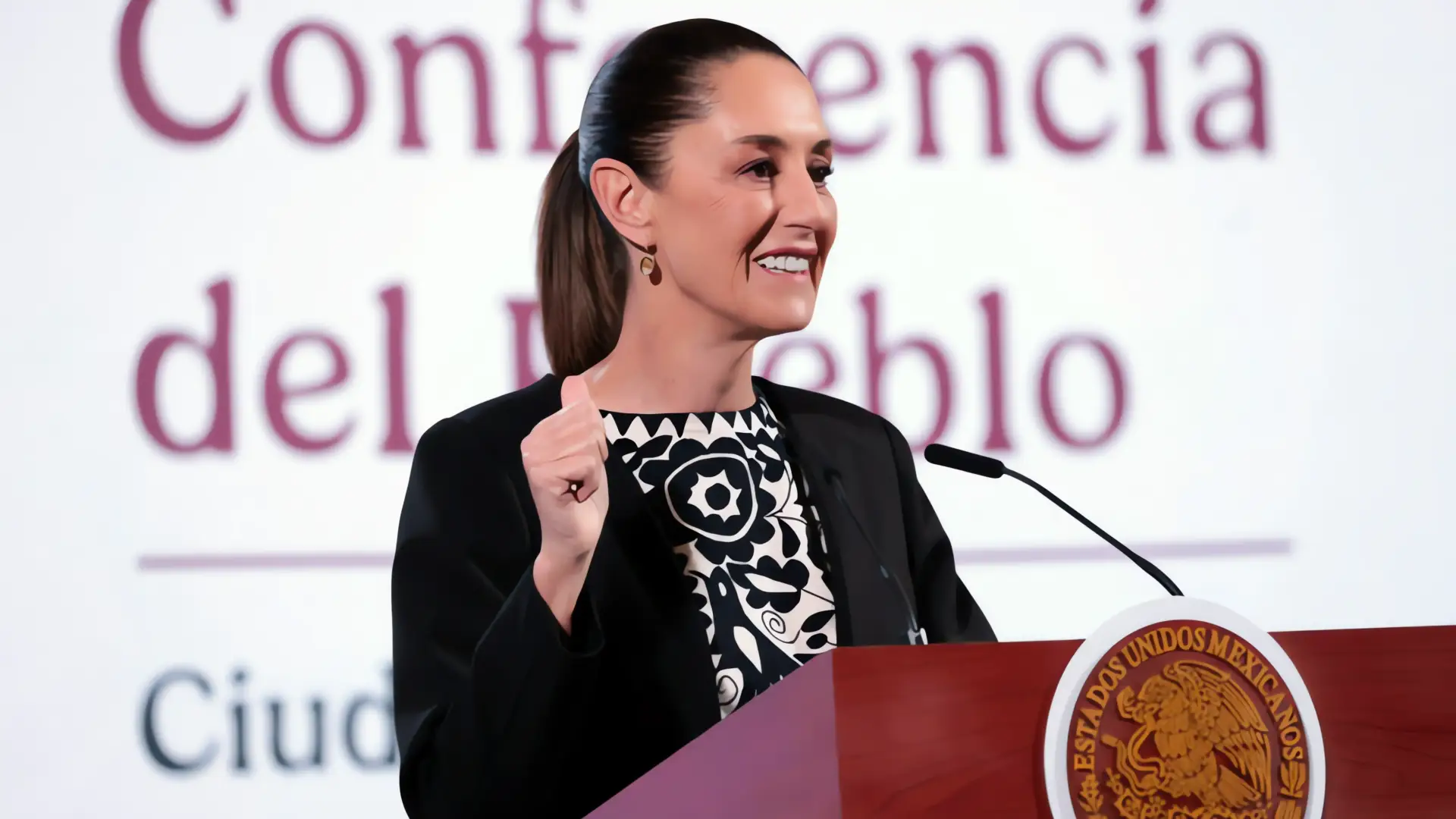 Sheinbaum crea 35,000 empleos para mexicanos repatriados
