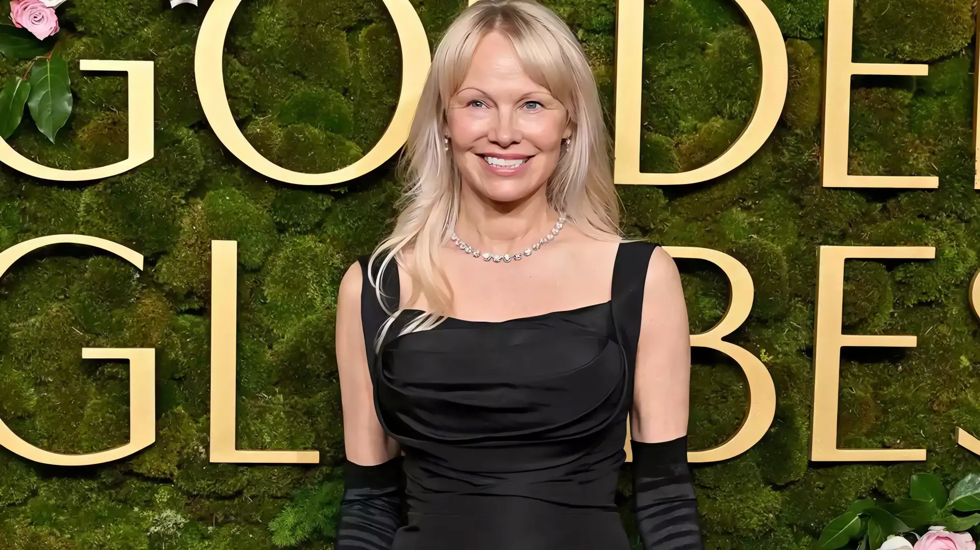 Pamela Anderson reacciona a su ausencia en los Oscar 2025
